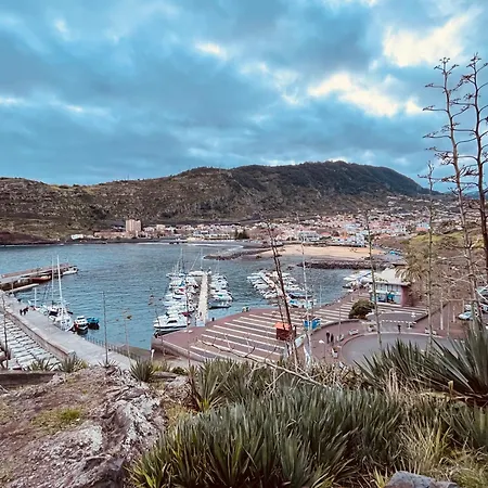 아파트 Near The *